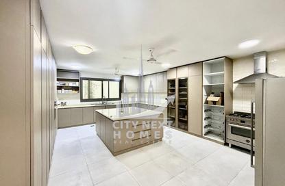 Villa - 6 Bedrooms - 7 Bathrooms for rent in Al Quoz 2 - Al Quoz - Dubai
