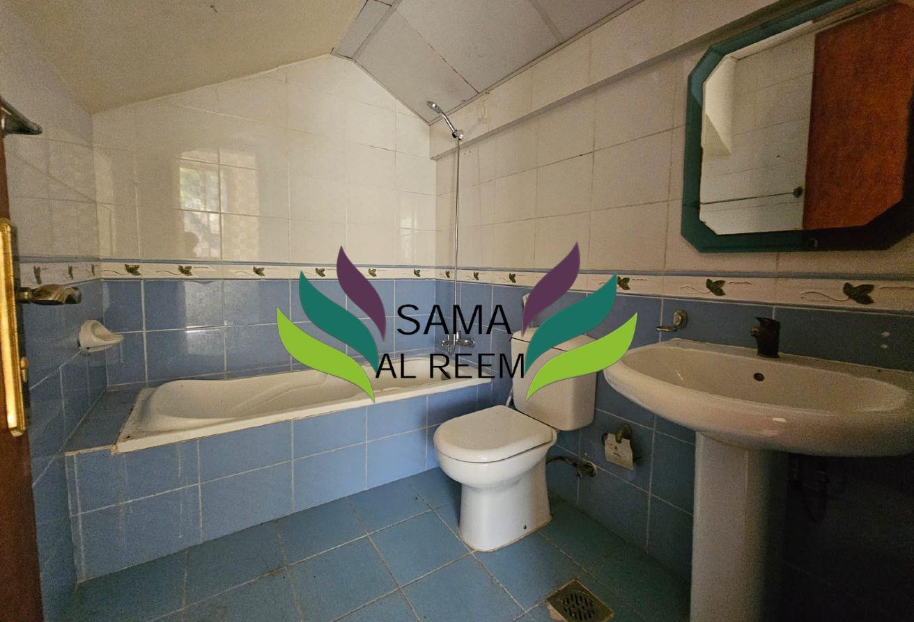 Spacious | 5 Bed+Maid Villa | Al Safa 1 photo 10