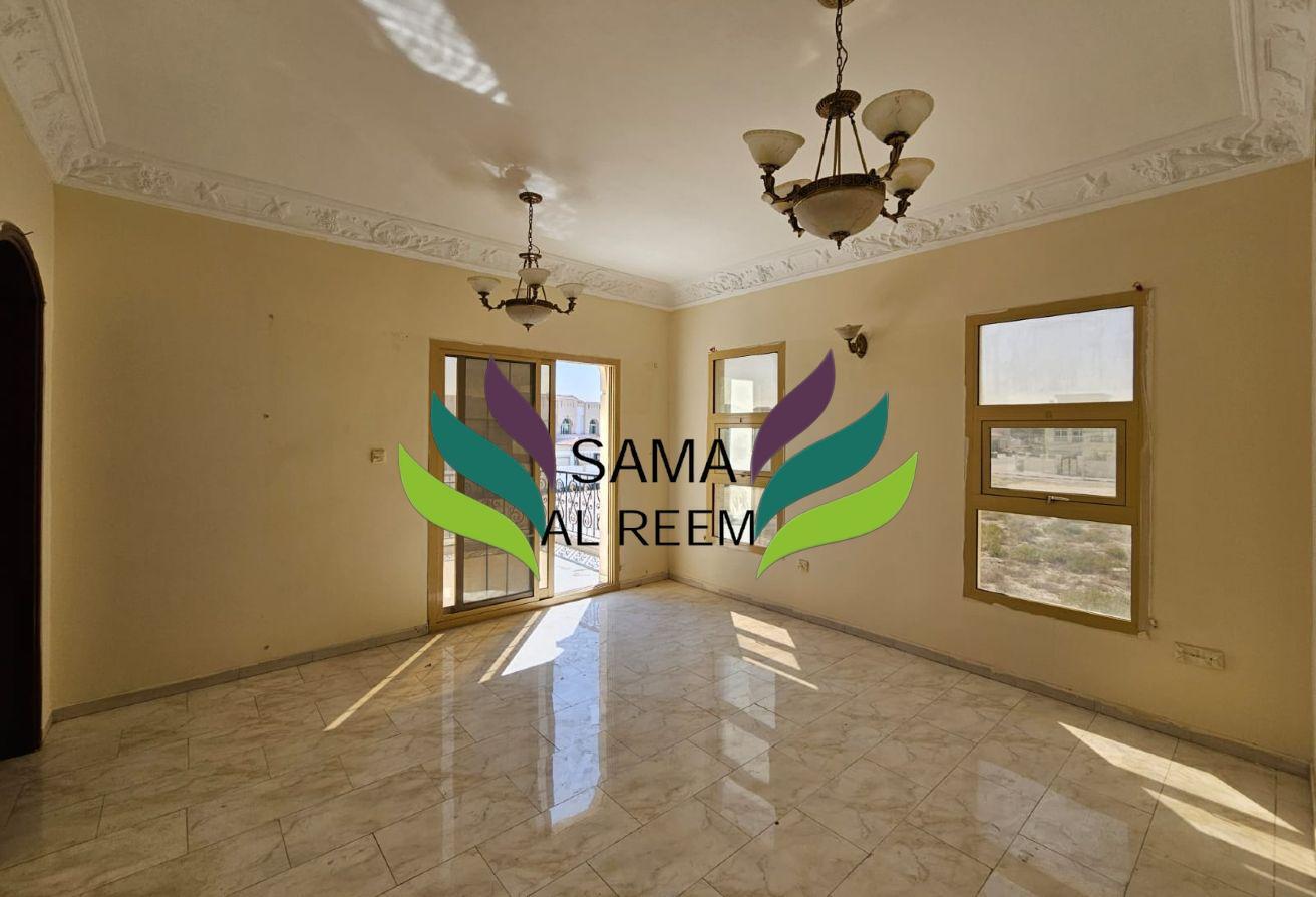Spacious | 5 Bed+Maid Villa | Al Safa 1 photo 15