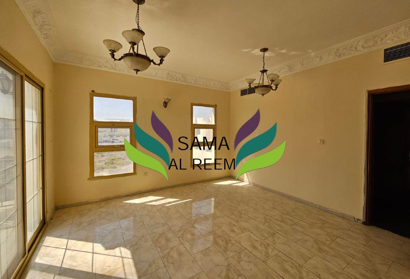 Spacious | 5 Bed+Maid Villa | Al Safa 1 photo 19