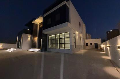 Villa - 5 - 6 for sale in Hoshi - Al Badie - Sharjah