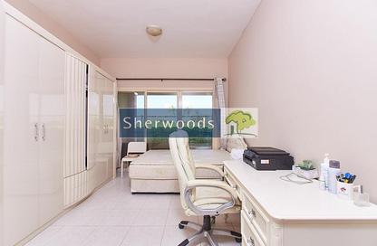 Apartment - 2 Bedrooms - 2 Bathrooms for sale in Golf Apartments - Al Hamra Village - Ras Al Khaimah Apartment - 2 Bedrooms - 2 Bathrooms for sale in Golf Apartments - Al Hamra Village - Ras Al Khaimah