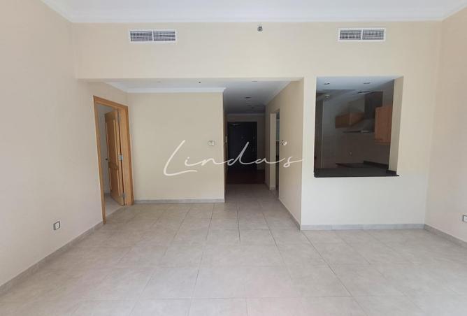 2Olr3Jz1UWW - Property Main Image