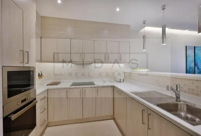 160560958 - Property Image 3
