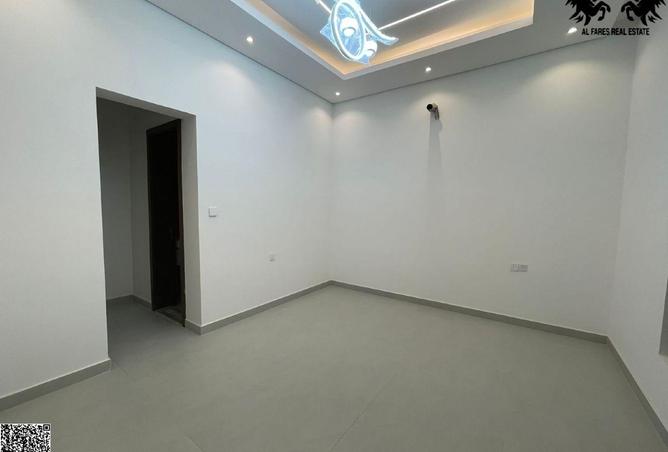 87867959 - Property Image 3