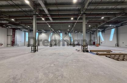Warehouse - Studio - 5 Bathrooms for rent in Dubai Silicon Oasis - Dubai