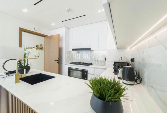 Splendid 2BR Home | Premium Amenities | High Floor photo 3