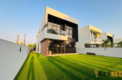 Villa - 5 Bedrooms - 6 Bathrooms for rent in The Turf - Damac Hills - Dubai