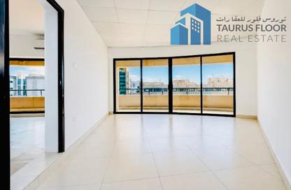Apartment - 4 - 4 for rent in Zabeel Building - Al Karama - Bur Dubai - Dubai Apartment - 4 - 4 for rent in Zabeel Building - Al Karama - Bur Dubai - Dubai