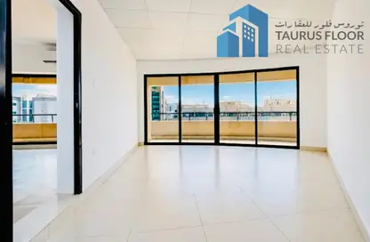 Apartment - 4 Bedrooms - 4 Bathrooms for rent in Zabeel Building - Al Karama - Bur Dubai - Dubai Apartment - 4 Bedrooms - 4 Bathrooms for rent in Zabeel Building - Al Karama - Bur Dubai - Dubai