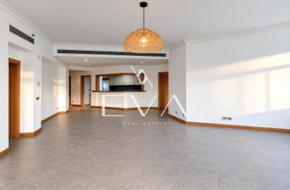 Apartment - 3 - 4 for rent in Al Das - Shoreline Apartments - Palm Jumeirah - Dubai