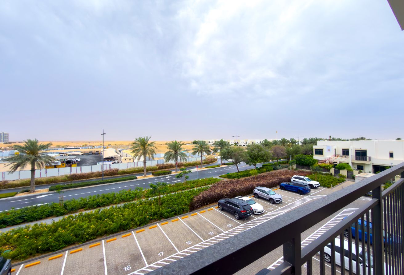 1 bedroom apartment in Holland Gardens, Town Square: 10
