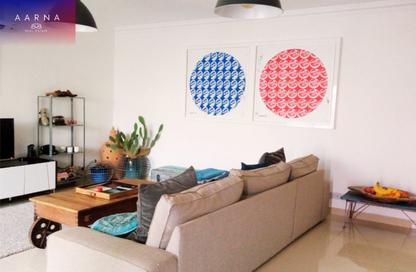 Villa - 3 Bedrooms - 4 Bathrooms for rent in Jumeirah 2 - Jumeirah - Dubai