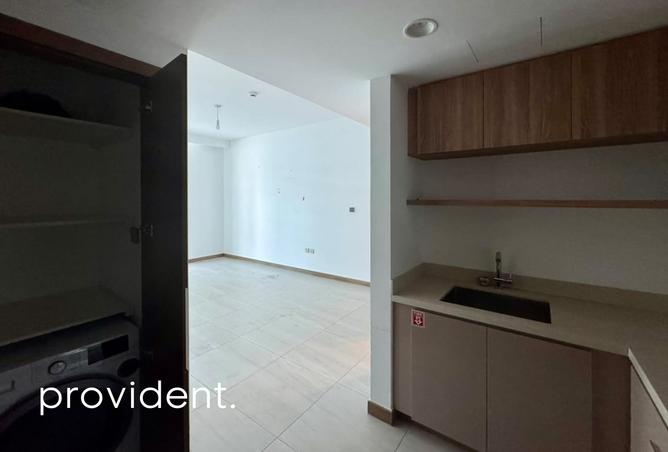 144618308 - Property Image 2