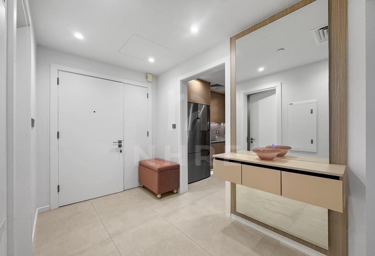 Park View | Fully Furnished/Upgraded | Bills Opt. photo 14