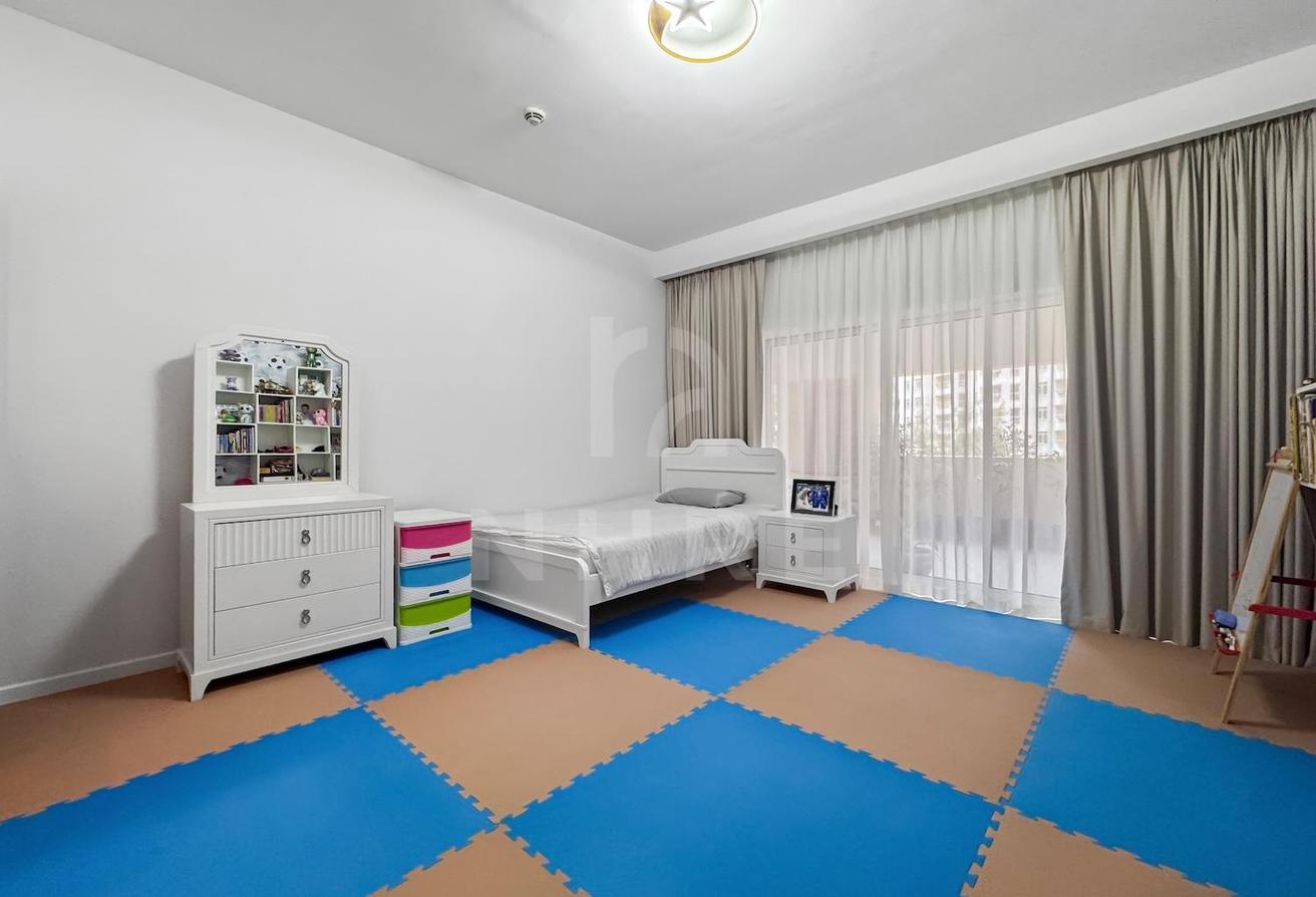 Park View | Fully Furnished/Upgraded | Bills Opt. photo 27
