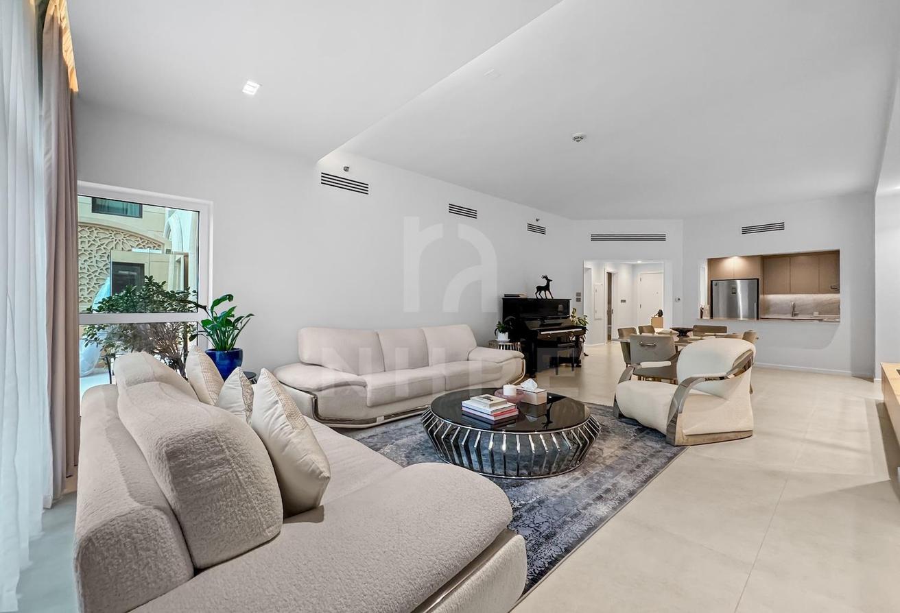 Park View | Fully Furnished/Upgraded | Bills Opt. photo 6