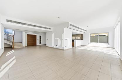 Villa - 4 Bedrooms - 4 Bathrooms for rent in Legacy Nova Villas - District 9 - Jumeirah Park - Dubai