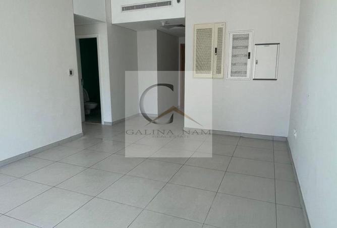 53608235 - Property Image 3