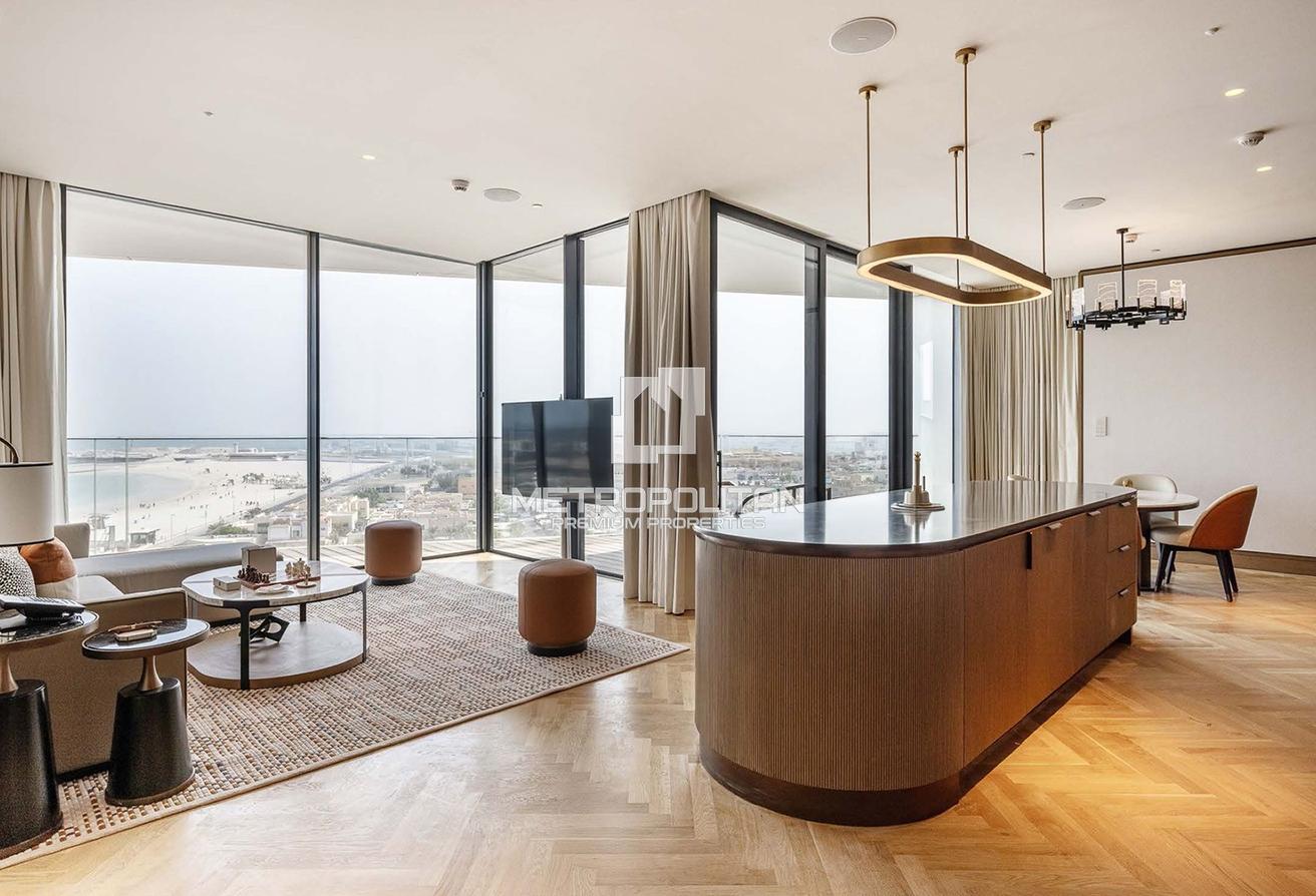 Signature Residence | Resort Living | Furnished photo 6