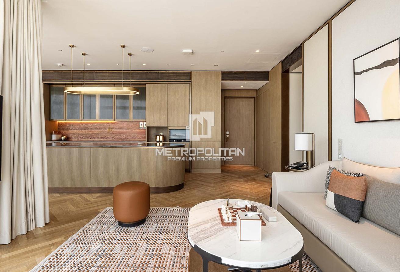 Signature Residence | Resort Living | Furnished photo 8