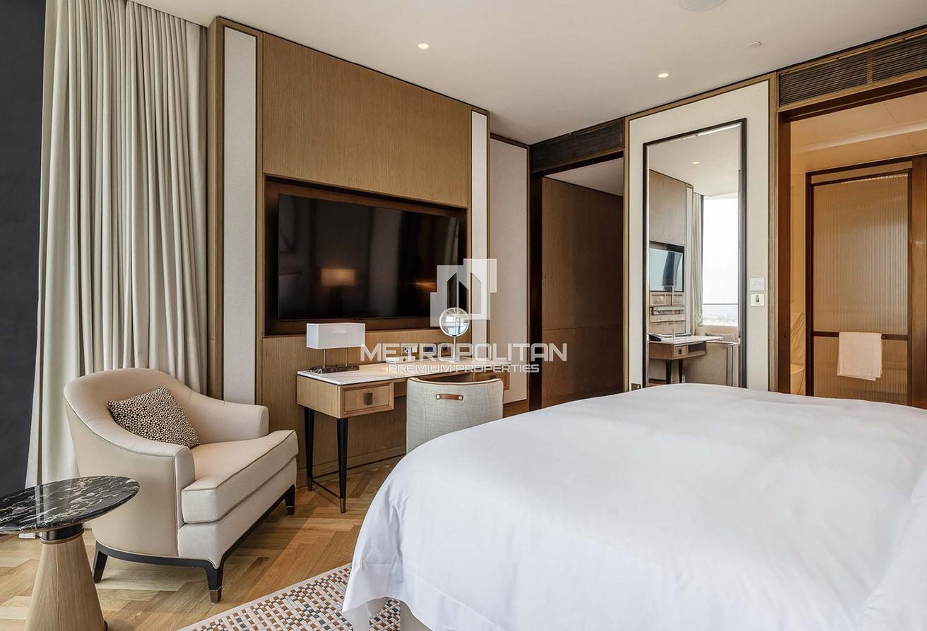 Signature Residence | Resort Living | Furnished photo 12