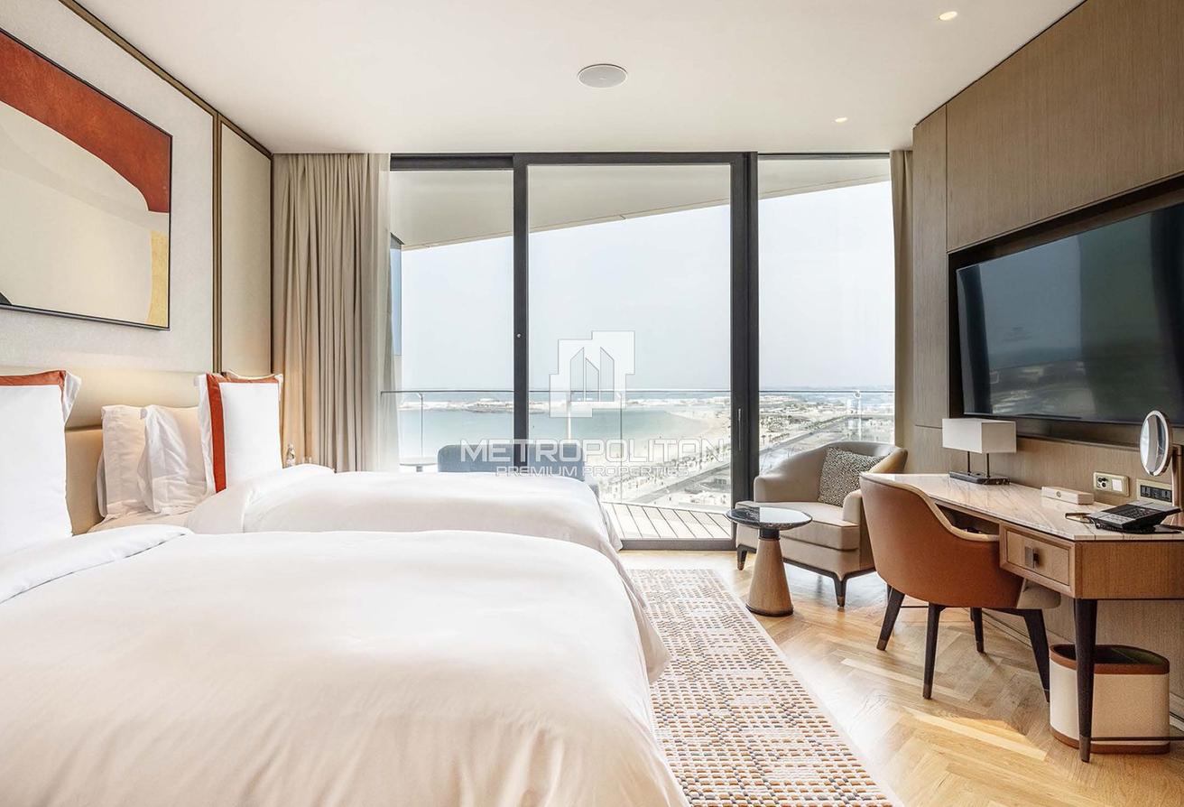 Signature Residence | Resort Living | Furnished photo 18
