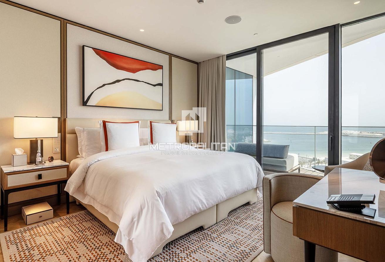 Signature Residence | Resort Living | Furnished photo 13