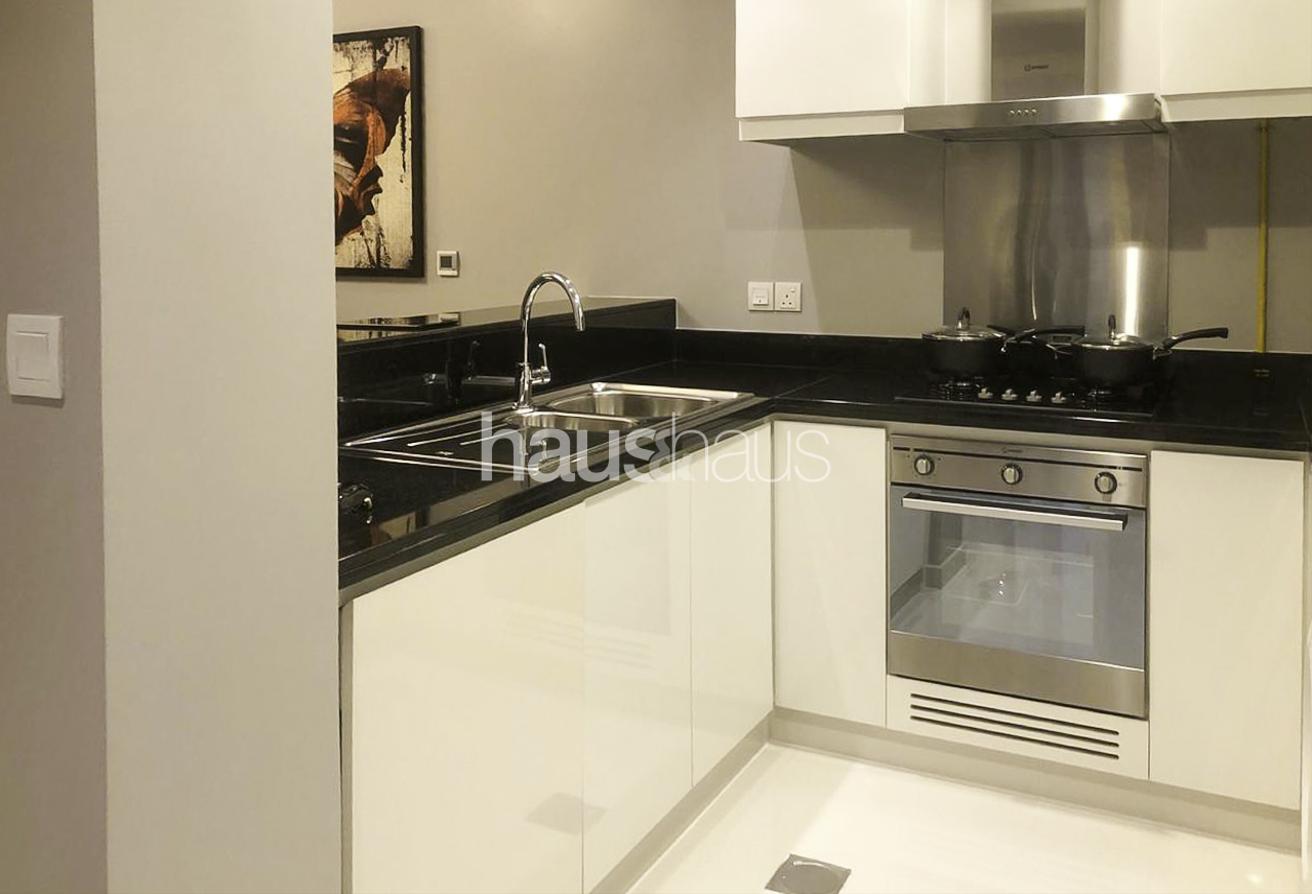 Fully Furnished | Ready to Move in | Golf View photo 4