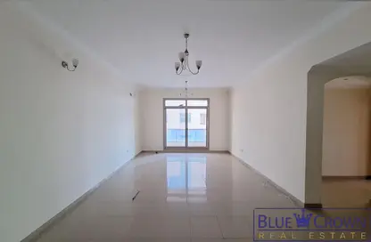 شقة - 2 غرف نوم - 3 حمامات للايجار في ارت 3 - الرفاعة - بر دبي - دبي