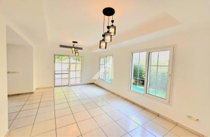Villa - 2 - 3 for rent in Springs 1 - The Springs - Dubai Villa - 2 - 3 for rent in Springs 1 - The Springs - Dubai