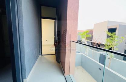 Townhouse - 4 - 5 for rent in Saro - Masaar - Tilal City - Sharjah
