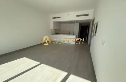 شقة - غرفة نوم - 2 حمامات للايجار في لوما بارك فيوز - منطقة 14 - قرية جميرا الدائرية - دبي