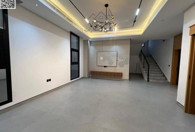 76989333 - صورة العقار 2