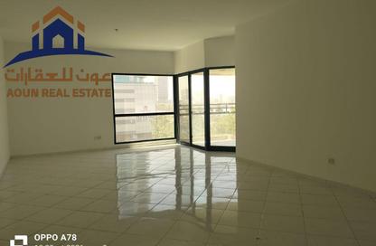 Apartment - 3 Bedrooms - 4 Bathrooms for rent in Al Majaz 1 - Al Majaz - Sharjah Apartment - 3 Bedrooms - 4 Bathrooms for rent in Al Majaz 1 - Al Majaz - Sharjah