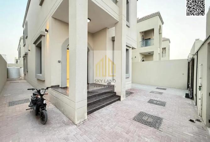 67427759 - Property Image 2