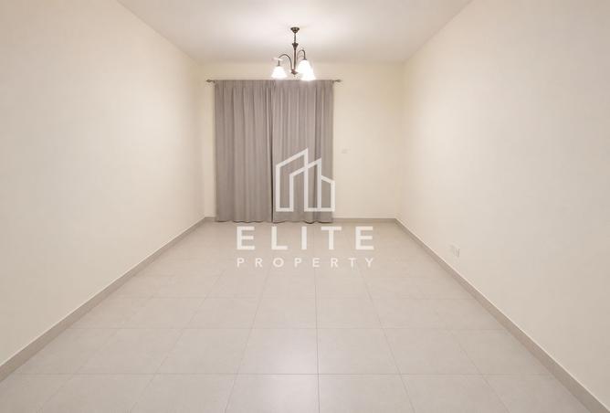 120653440 - Property Image 2