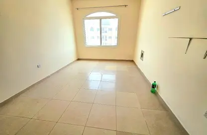 Apartment - Studio - 1 Bathroom for rent in Fire Station Road - Muwaileh - Sharjah
