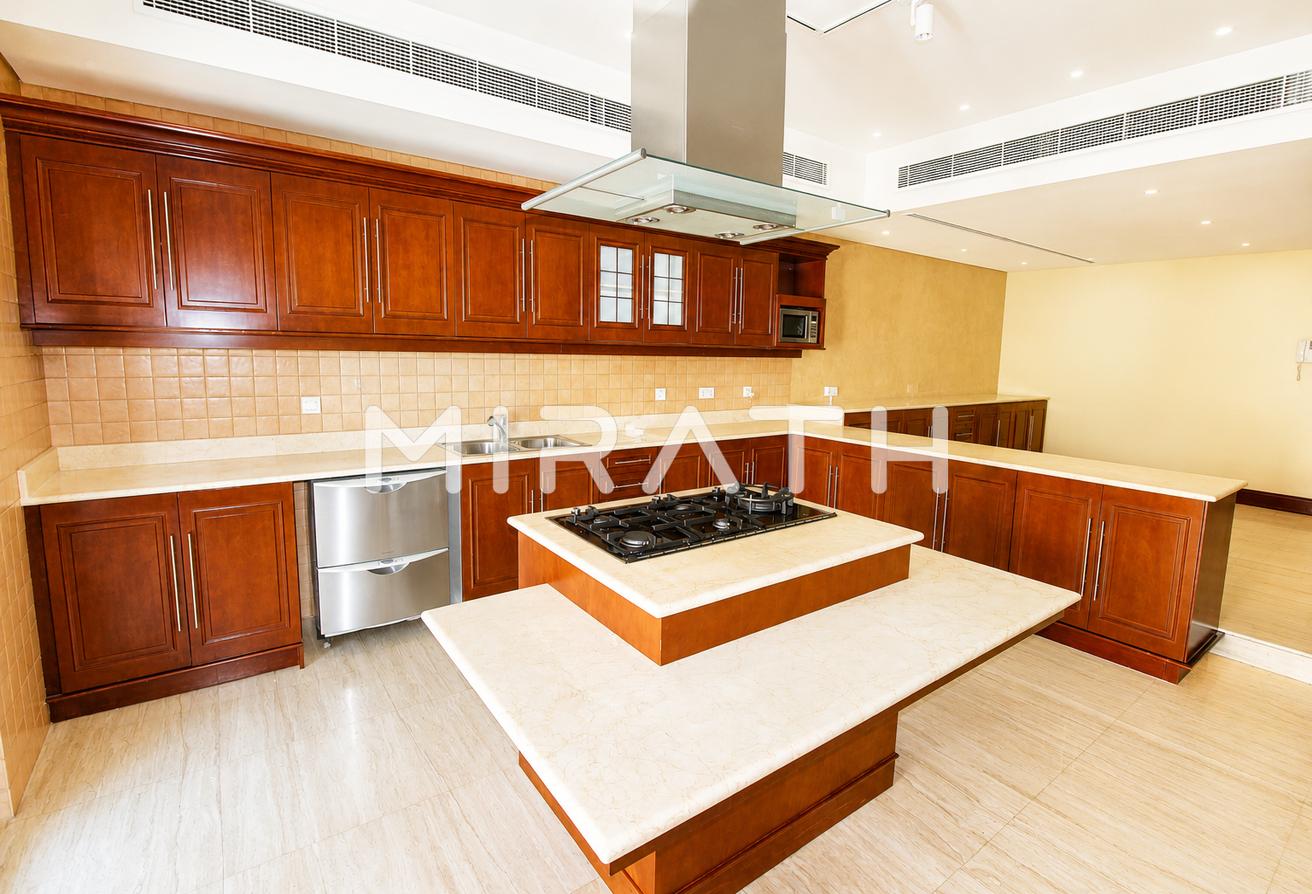 Copy of Massive Villa | Exclusive Pool & Serene Garden photo 4