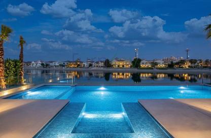 Villa - 5 Bedrooms - 6 Bathrooms for rent in Garden Homes Frond E - Garden Homes - Palm Jumeirah - Dubai