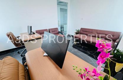 Office Space - Studio - 1 Bathroom for rent in Fatima Mohammad Ahmad Bin Suleiman Building - Al Raffa - Bur Dubai - Dubai