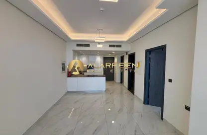 Apartment - 1 Bedroom - 2 Bathrooms for rent in Samana Golf Avenue - Dubai Studio City - Dubai