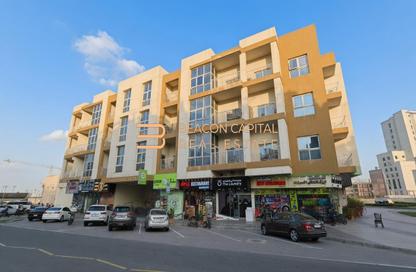 Apartment - 2 Bedrooms - 3 Bathrooms for rent in Al Awazi Residences - Dubai Land Residence Complex - Dubai Apartment - 2 Bedrooms - 3 Bathrooms for rent in Al Awazi Residences - Dubai Land Residence Complex - Dubai