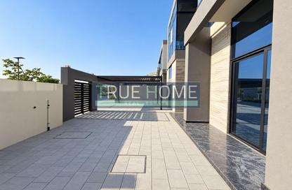 Villa - 4 - 6 for sale in Al Zahia - Muwaileh Commercial - Sharjah