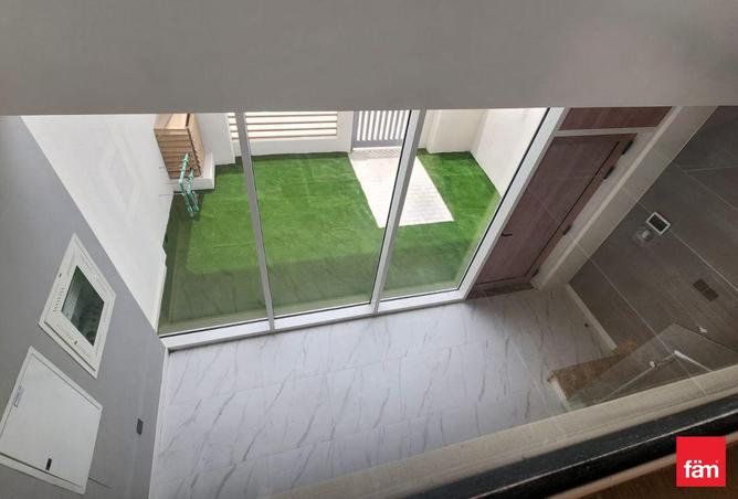 73858806 - Property Main Image