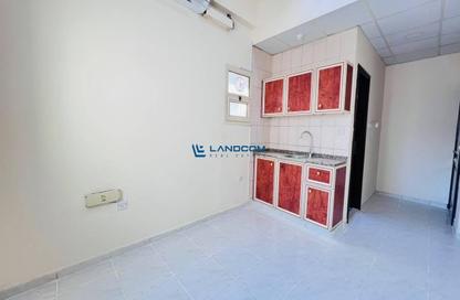 Apartment - Studio - 1 for rent in Mohamed Saif Abdullah Al Neyadi Building - Hor Al Anz - Deira - Dubai