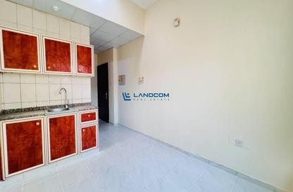 Apartment - Studio - 1 for rent in Mohamed Saif Abdullah Al Neyadi Building - Hor Al Anz - Deira - Dubai Apartment - Studio - 1 for rent in Mohamed Saif Abdullah Al Neyadi Building - Hor Al Anz - Deira - Dubai
