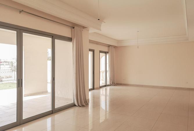 77363904 - Property Image 3