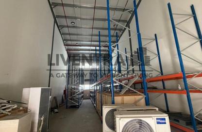 Warehouse - Studio - 1 Bathroom for rent in Dubai Investment Park 1 (DIP 1) - Dubai Investment Park (DIP) - Dubai
