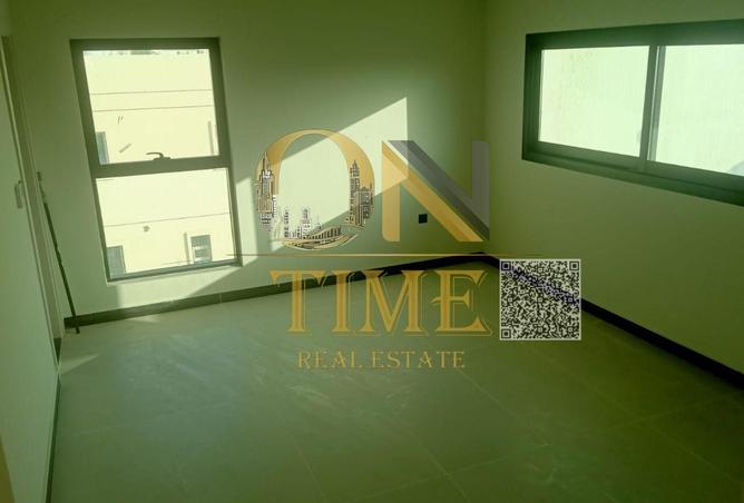 87051395 - Property Image 2